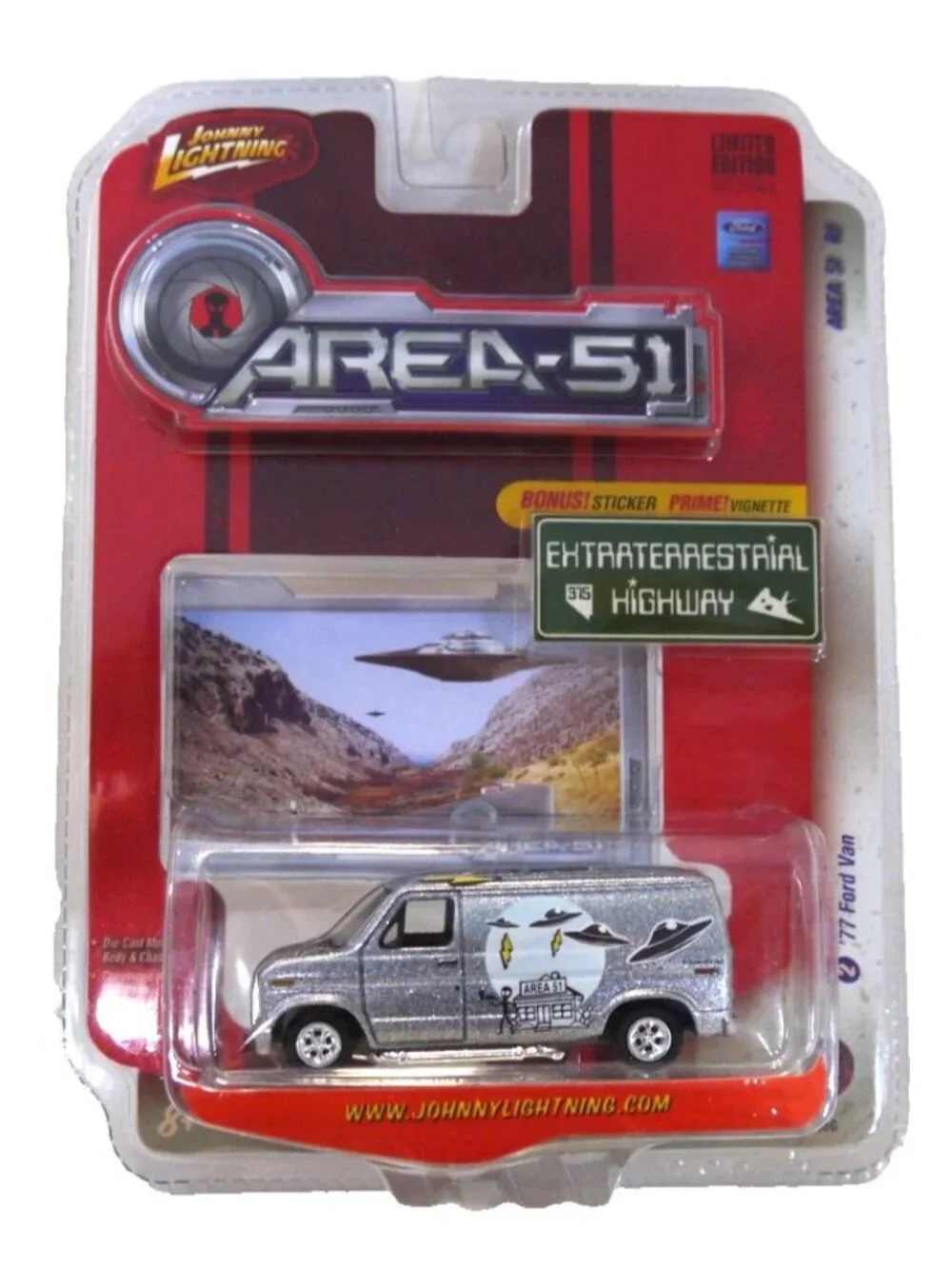 Johnny Lightning R1 Area 51 Extraterrestrial Hwy silver 1977 Ford van New 2008